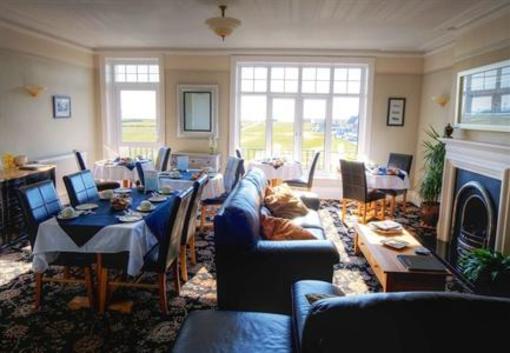 фото отеля East Beach Guest House