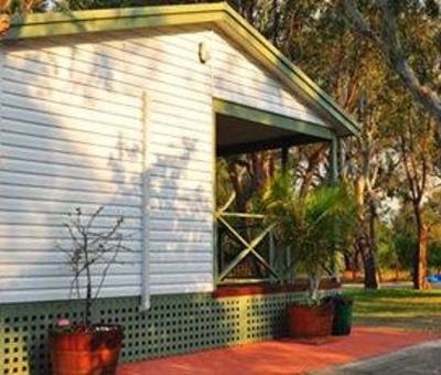 фото отеля Mandurah Caravan and Tourist Park