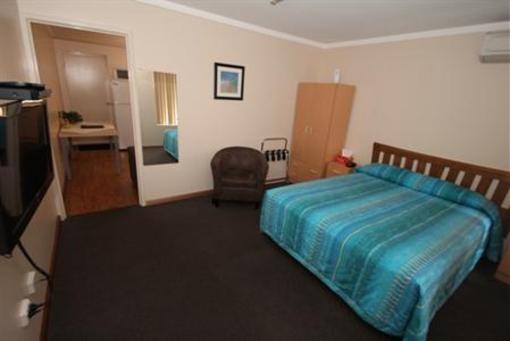 фото отеля Mandurah Caravan and Tourist Park