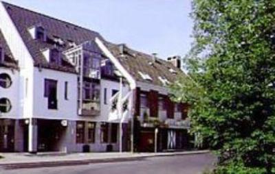 фото отеля Hotel Restaurant Reuter Rheda-Wiedenbruck