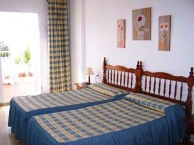 фото отеля Tres Soles Hotel Nerja