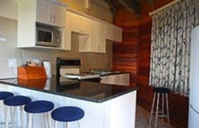 фото отеля Brenton On Sea Cottages