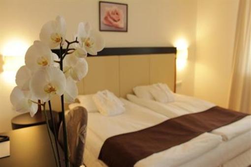 фото отеля Hotel Kamengrad