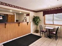 Super 8 Pittsburgh Airport