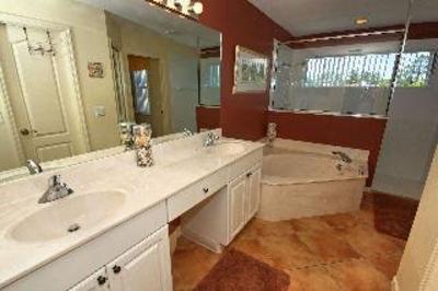 фото отеля Universal Vacations Naples Area Homes