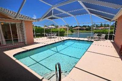 фото отеля Universal Vacations Naples Area Homes