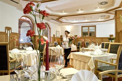 фото отеля Hotel Burggräfler-Hof Merano