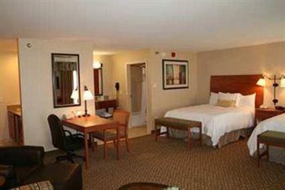 фото отеля Hampton Inn & Suites Greeley