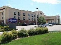 Hampton Inn & Suites Greeley