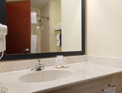 фото отеля Baymont Inn & Suites Carthage