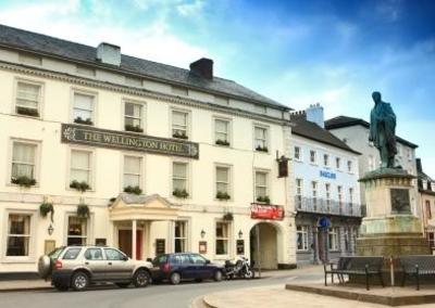 фото отеля Wellington Hotel Brecon