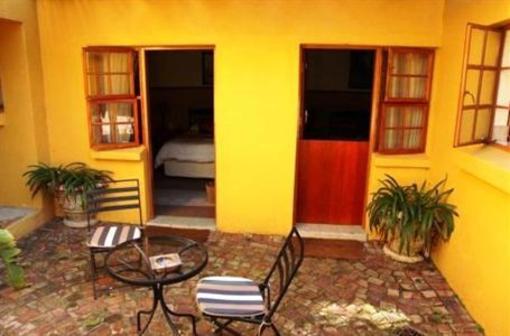 фото отеля A Little Paradise Guest House Johannesburg