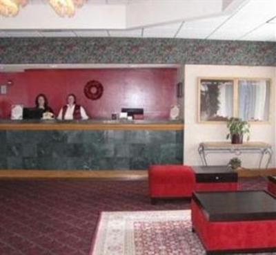 фото отеля Hanford Inn & Suites