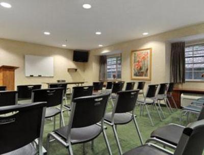 фото отеля Microtel Inn & Suites Lithonia Stone Mountain