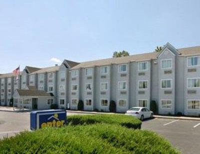 фото отеля Microtel South Charleston