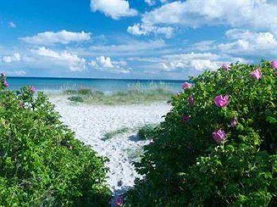 фото отеля Karlslunde Strand Hotel