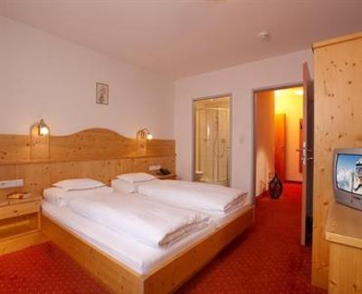 фото отеля Haus Martinshof Pension Hotel Obergurgl