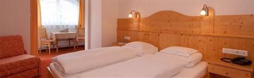 фото отеля Haus Martinshof Pension Hotel Obergurgl