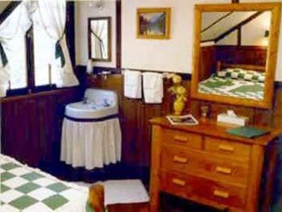 фото отеля The Baldpate Inn Bed & Breakfast Estes Park