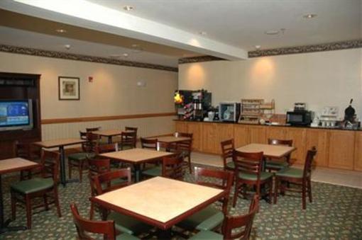 фото отеля Country Inn & Suites Newnan