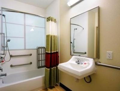 фото отеля Red Roof Inn & Suites Beaumont