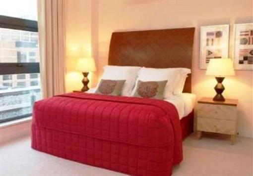 фото отеля Bellhaven Apartments Stratford London