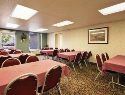 фото отеля Days Inn Cambridge (Ohio)
