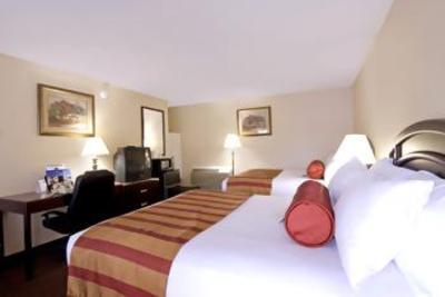 фото отеля BEST WESTERN Captain's Quarters