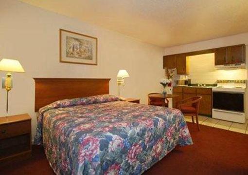 фото отеля Econo Lodge San Marcos (Texas)