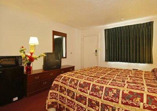 фото отеля Econo Lodge San Marcos (Texas)