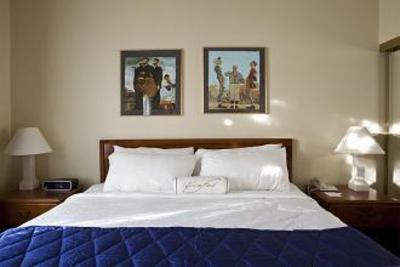 фото отеля Varsity Clubs of America Hotel Mishawaka