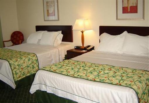 фото отеля Fairfield Inn St. Louis St. Charles