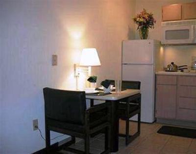 фото отеля Sun Suites of Charlotte