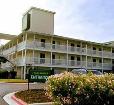 фото отеля Sun Suites of Charlotte