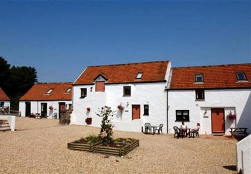 фото отеля Celtic Haven Cottages Tenby