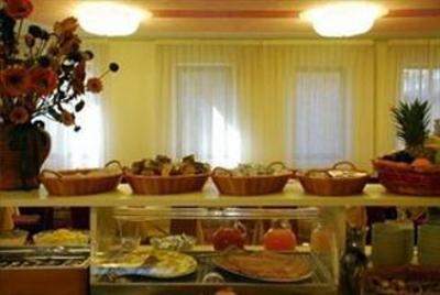 фото отеля Victoria Hotel/Residence