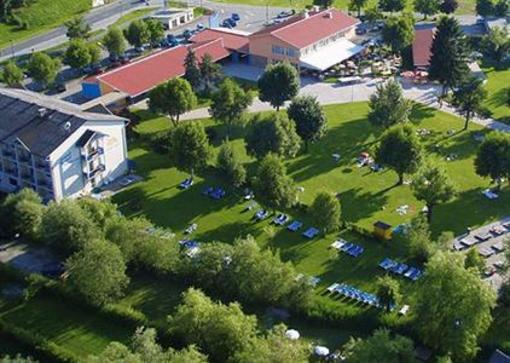 фото отеля Strandhotel Faak am See