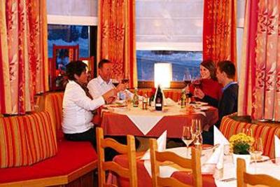 фото отеля Strandhotel Faak am See