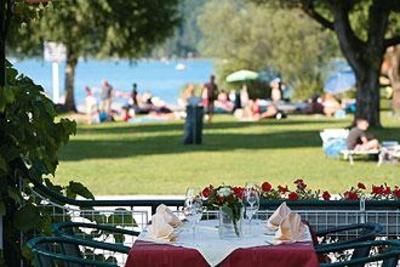 фото отеля Strandhotel Faak am See
