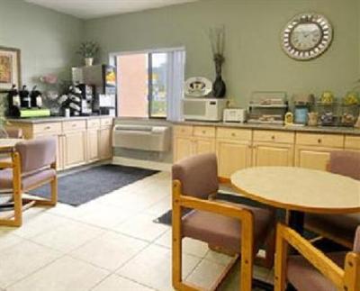 фото отеля Grants Pass Super 8 Motel