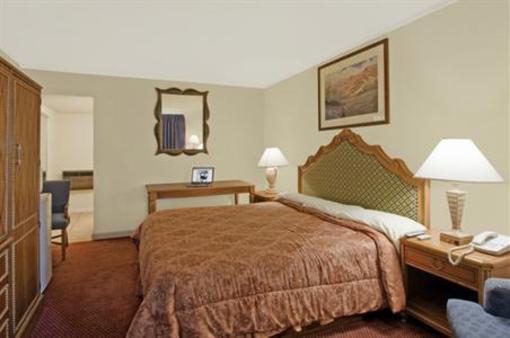 фото отеля Americas Best Value Inn Terrell