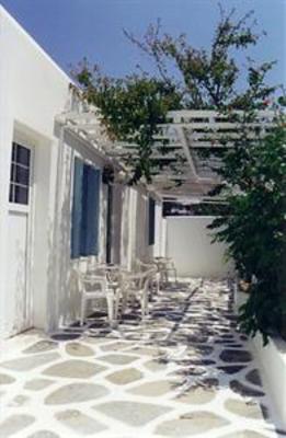 фото отеля Andriani's Guest House