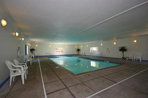 фото отеля Econo Lodge Miles City