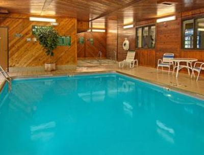 фото отеля Days Inn and Suites East Davenport Iowa
