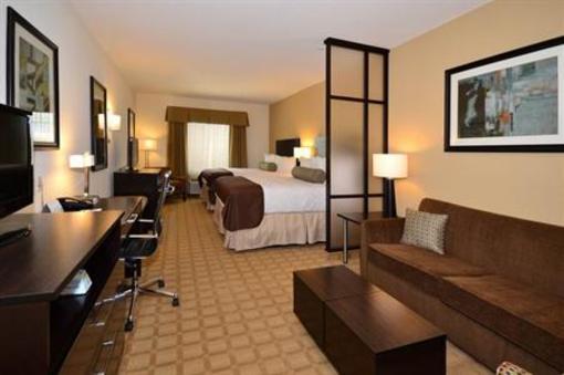 фото отеля Best Western Plus Lytle Inn & Suites