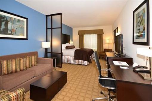 фото отеля Best Western Plus Lytle Inn & Suites