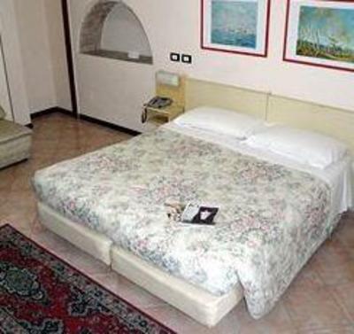 фото отеля Hotel Europa Rieti