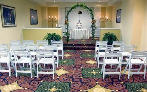 фото отеля Northeast Inn & Conference Center