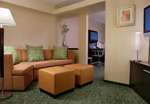 фото отеля Fairfield Inn & Suites Guelph