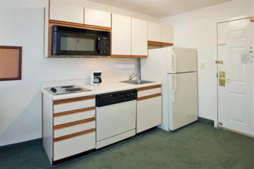 фото отеля Candlewood Suites Columbia